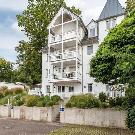 Apartment Typ 3 22 *